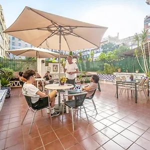 https://fabrizzios-terrace.topbarcelonahotels.com